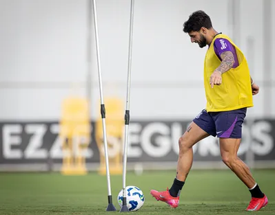 Imagem ilustrativa da imagem Em busca de recuperação, Corinthians enfrenta o Internacional