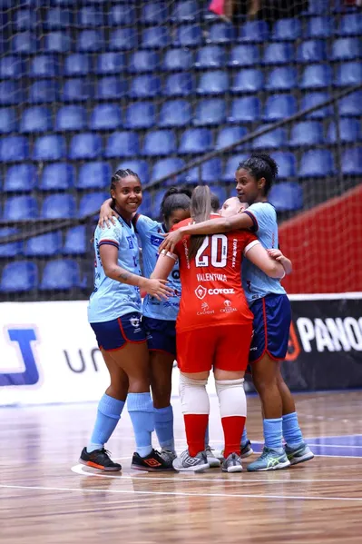 Imagem ilustrativa da imagem Londrina Futsal enfrenta mesmo adversário duas vezes em três dias