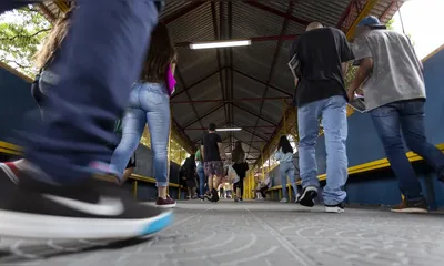 Imagem ilustrativa da imagem Londrina tem 11,7 mil inscritos no Enem 2025