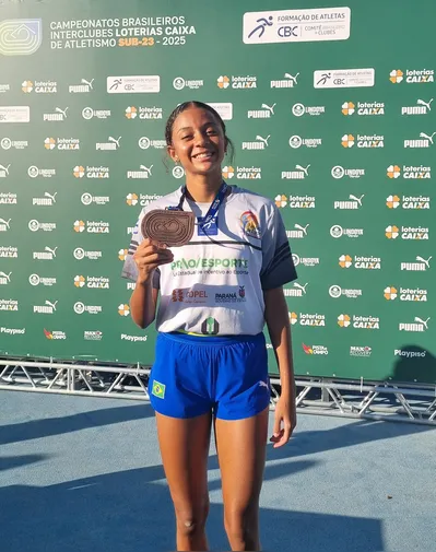 Leticia Evelyn Lopes conquistou três medalhas