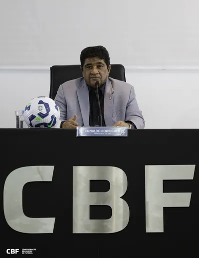 Imagem ilustrativa da imagem CBF deu 'mesada' de R$ 100 mil para Coronel Nunes