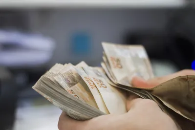 Imagem ilustrativa da imagem Mais ricos deveriam pagar 14% mais para igualar à classe média