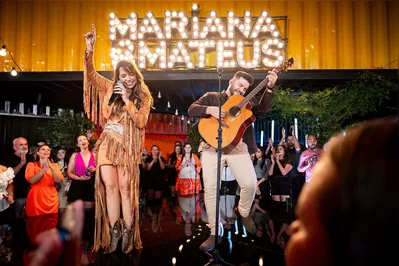 Imagem ilustrativa da imagem Mariana & Mateus