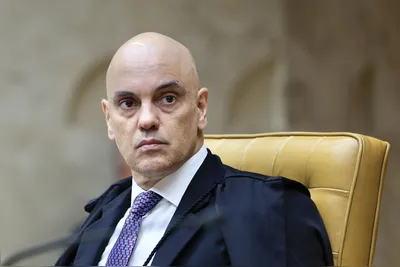 Imagem ilustrativa da imagem Moraes revoga prisão domiciliar de idosas após quase mil descumprimentos