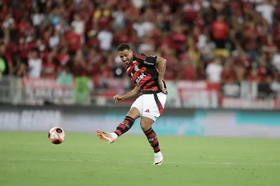 Imagem ilustrativa da imagem No Maracanã, Flamengo e Corinthians se enfrentam pelo Brasileirão