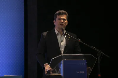 O senador Sérgio Moro participou do fórum das indústrias, em Londrina, na sexta-feira (25), e falou do escândalo dos descontos não autorizados do INSS