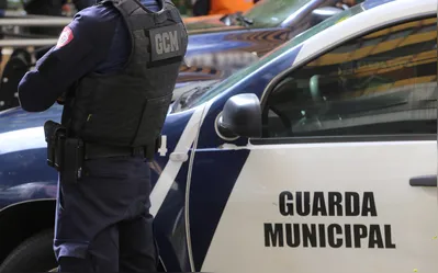No entendimento do STF, as guardas municipais não têm poder de investigação, mas podem realizar policiamento ostensivo e comunitário e fazer prisões em flagrante