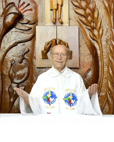 Imagem ilustrativa da imagem Padre Lino Stahl morre aos 101 anos