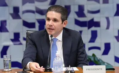 Imagem ilustrativa da imagem Projeto tira vagas de deputados de estados e amplia de outros