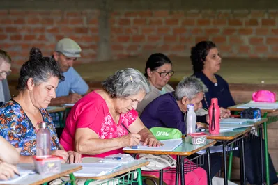 Imagem ilustrativa da imagem Prorrogado prazo para inscrições no Alfabetiza Paraná