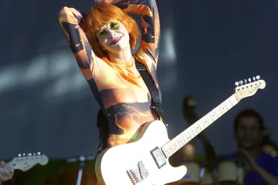 ORG XMIT: 595101_1.tif A cantora Rita Lee durante show na PraÃ§a da Paz do Parque do Ibirapuera, em SÃ£o Paulo (SP). (SÃ£o Paulo, SP, 29.04.2001, Foto: Evelson de Freitas/Folhapress. Digital)