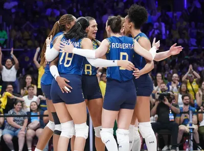 Imagem ilustrativa da imagem Seleção feminina de vôlei e chega à 7ª vitória na Liga das Nações