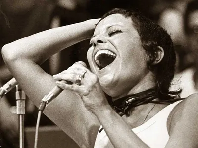 Elis Regina: 43 anos após a sua partida, cantora recebe homenagens em todo o País