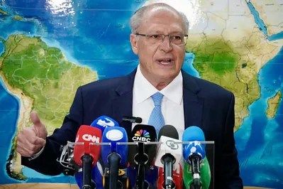 Imagem ilustrativa da imagem Tarifaço pode afetar 36% das exportações brasileiras, diz Alckmin
