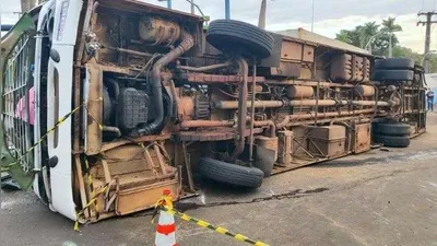 Imagem ilustrativa da imagem Uma pessoa morre e 24 ficam feridas em acidente em Ibiporã