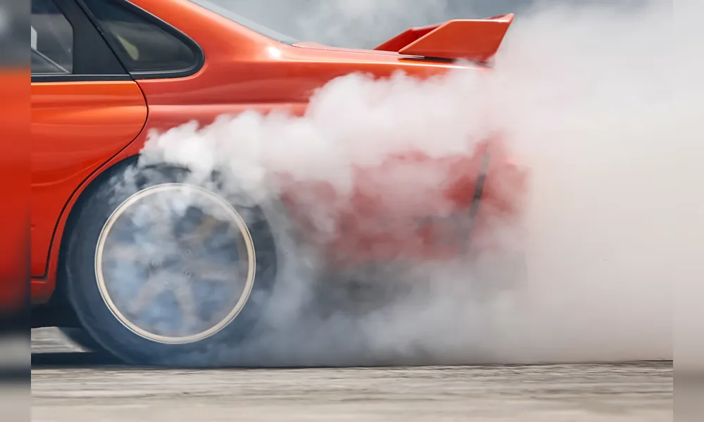 Imagem ilustrativa da imagem Piloto londrinense lamenta acidente e carro destruído no RS