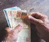 Brasileiros sacaram R$ 455,68 mi esquecidos em bancos em setembro