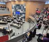 Com galerias da CML lotadas, Orçamento de 2026 passa em 1° turno