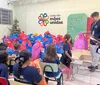 Crianças da zona leste de Londrina ganham presentes de Natal
