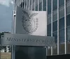 MP denuncia mulher por torturar mãe que sofre de Alzheimer
