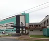 Sobrinho resgatado por advogada em incêndio recebe alta