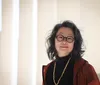 Tieko Irii lança livro corajoso e envolvente sobre o que é ser um corpo amarelo entre dois mundos
