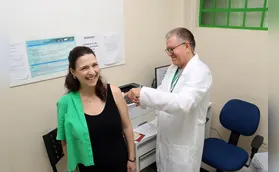 Gestantes de Londrina começam a receber vacina contra vírus respiratório