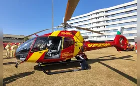 Helicóptero dos Bombeiros auxilia no combate a incêndio no Limoeiro