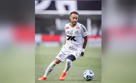 Neymar confirma cirurgia no joelho a sete meses para a Copa
