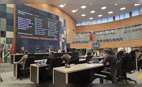 PLs da internação involuntária e do cartão escolar vão à sanção