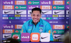 Vitor Roque vê chance de ser chamado para a Copa de 2026