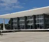 Defesa pede autorização do STF para que Bolsonaro possa operar ombro