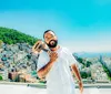Dudu Nobre lança o single 'Fazer o Mundo Sambar'