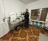 Homem é preso por vender `cura´ para doenças com água e produtos caseiros