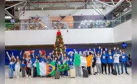 149 alunos de escolas públicas embarcam para a Irlanda