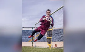 Kozlinski lamenta condição do gramado em empate do Londrina