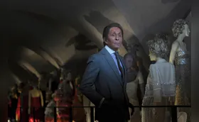 Morre aos 93 anos o estilista italiano Valentino