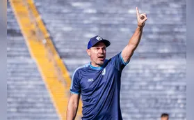 Allan Aal indica posições que o Londrina deve buscar no mercado