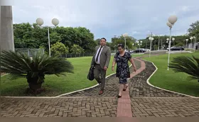 Anne fica em silêncio em depoimento sobre denúncia de rachadinha