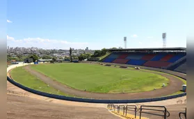 Café volta a apresentar problemas estruturais em jogo do Londrina