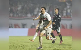 Com gol do estreante Rony, Santos vence e respira no Paulistão