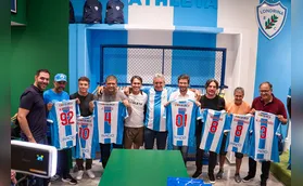 Com ídolos do clube, Londrina lança nova camisa
