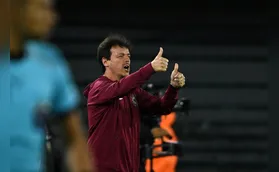 Corinthians joga melhor e derrota o São Paulo