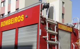 Estudantes são atropelados por van em frente a colégio de Cambé