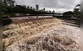 Londrina tem domingo chuvoso e menos quente, mas sem estragos