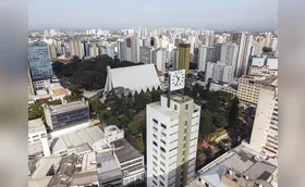 Semana típica de verão: tempo abafado e chuva de fim de tarde