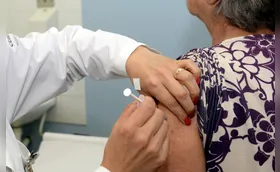 Vacinas contra gripe e Covid-19 são aliadas na prevenção de infarto e AVC