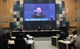 Vereadores aprovam reajuste para funcionalismo londrinense