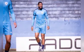 Wallace exalta mentalidade vencedora após vitória do Londrina