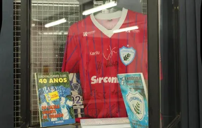 UEL exibe exposição que celebra os 70 anos do LEC